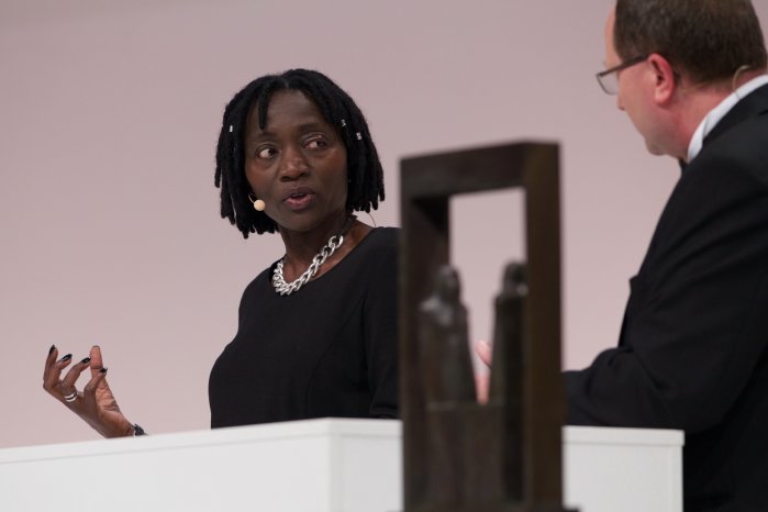 Auma Obama_32_Deutscher_Logistik-Kongress_177.jpg