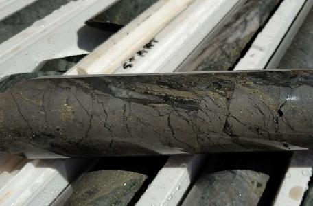 Bohrkern von der Aquila-Zone; Foto: De Grey Mining