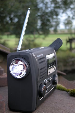 Weybrook CR300 schwarz Taschenlampe.JPG