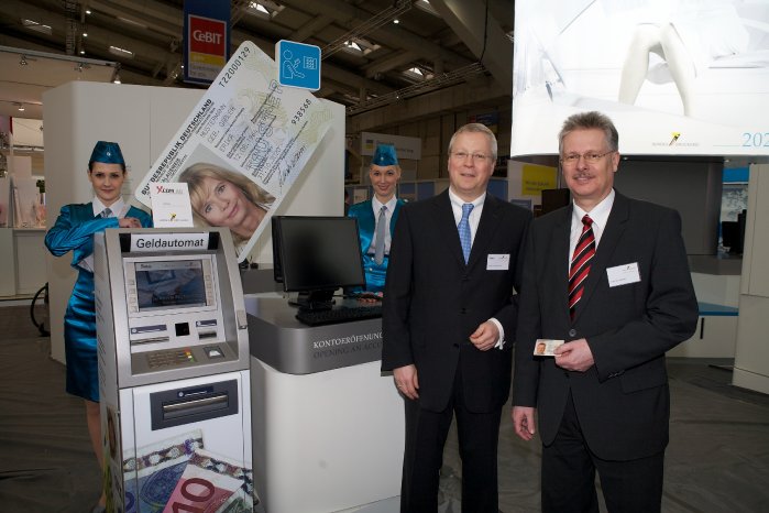 CeBIT_2012_Besuch_franzm.JPG