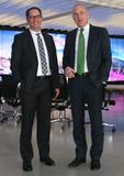 Dr. Jürgen Kohr (links), Leiter der Business Unit Cybersecurity bei T-Systems, und Stefan Herrlich, Geschäftsführer LANCOM Systems, bei der Pressevorstellung von Clean Pipe in München