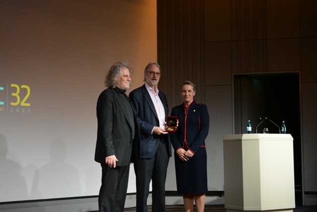 Karlheinz Brandenburg at tmt32 medal award.jpg