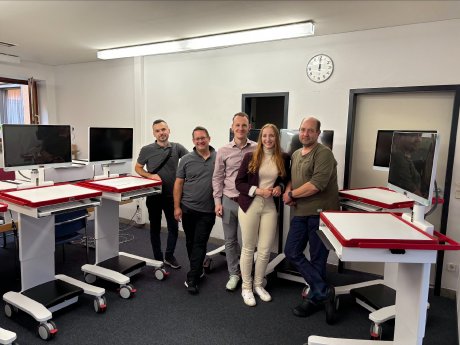 Übergabe Visitenwagen_Foto.jpg