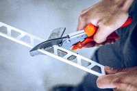 The Original LÖWE miter cutters 3.104 enable tile layers to cut plastic tile rails at a miter, at a right angle, or individually. Using the cutters instead of a saw prevents burrs from forming on the material and the workplace from becoming dirty with chips. Suitable for wood, plastic, and rubber materials.