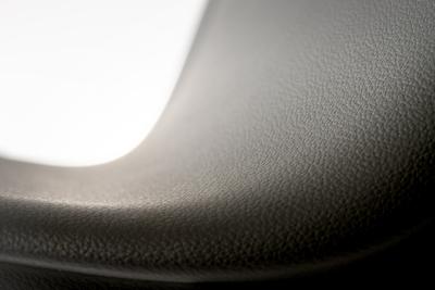 TEPEO® Lux hat einen durch und durch ultrasoften Aufbau: Das Attribut "ultrasoft" verdient nämlich nicht nur die Schaumschicht, auch die Kompaktschicht und der abschließende Lack sind deutlich weicher als bei bisherigen Produkten