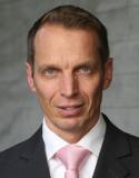 Carsten Stehle ist seit 1. Juli neuer Geschäftsführer der Trelleborg Sealing Solutions Germany GmbH. Zeit für die Kunden zu haben sieht er als wichtigstes Ziel für alle Mitarbeiter Carsten Stehle ist seit 1. Juli neuer Geschäftsführer der Trelleborg Sealing Solutions Germany GmbH. Zeit für die Kunden zu haben sieht er als wichtigstes Ziel für alle Mitarbeiter