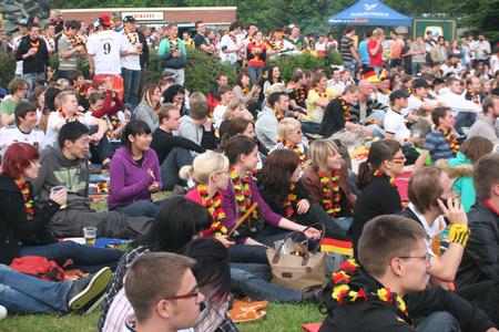 TU Ilmenau CampusEM 2012 - die Fußballspiele der EM live auf der Mensawiese / © TU Ilmenau