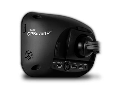 An der Rückseite vom GPSauge IN1 finden sich zahlreiche Anschlüsse zur Datenübertragung und Kommunikation. Daten können sowohl über USB als auch via Digital/Analog-Eingang verarbeitet werden.
