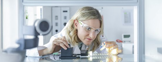 Lichtgesteuerte-Wirkstoffabgabe_Stopper-870x335.jpg
