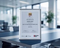 Die DSC Software AG zählt zu den beim Best of Technology Award 2026 ausgezeichneten Unternehmen. Mit dem ausgezeichneten Werkerinformationssystem | WIS digitalisiert die DSC Software AG zentrale Prozesse in Fertigung und Montage.
Der Bildhintergrund wurde mit KI generiert.