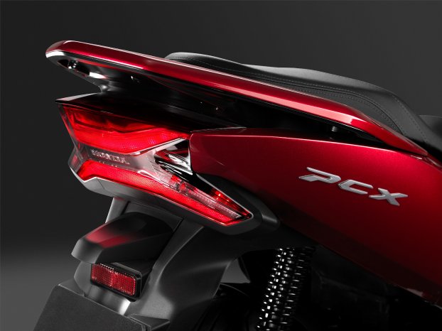 128091_Honda PCX.jpg