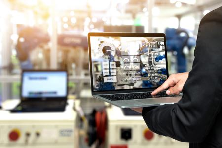 Production steering with digital twin / Produktionssteuerung mit digitalem Zwilling