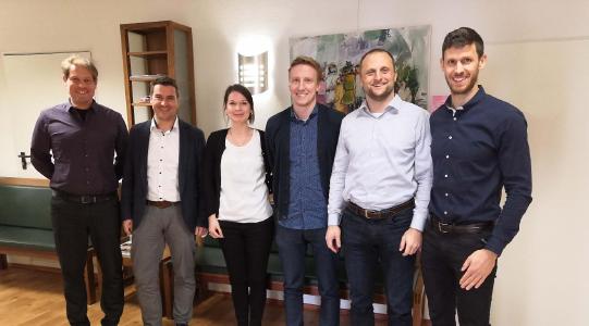 Gesellschafter der 8sense GmbH von links: Beurer Group, Thieme Gruppe, High-Tech Gründerfond, Christoph Tischner, Ralf Seeland und Dominic Boenisch (auch in Vertretung für weitere Business Angels).