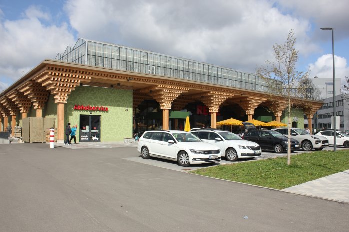 1_Green_Building_Supermarkt_in_Wiesbaden-Erbenheim_21__CC0_1.0.jpg