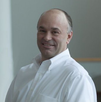 Bild 1_CEO Jim Heppelmann PTC.jpg