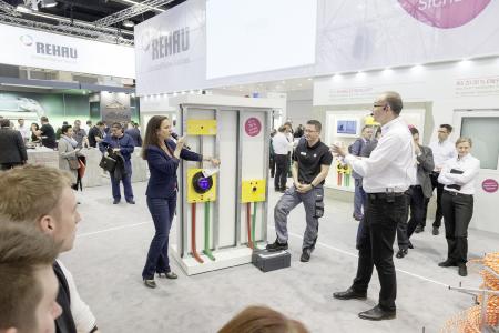 REHAU AT THE ISH 2017: Certainly faster (Foto Source: REHAU)