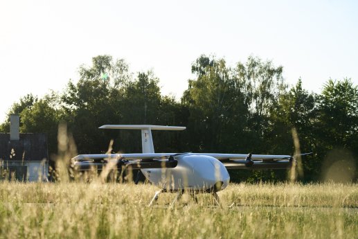 VictorU2502.jpg