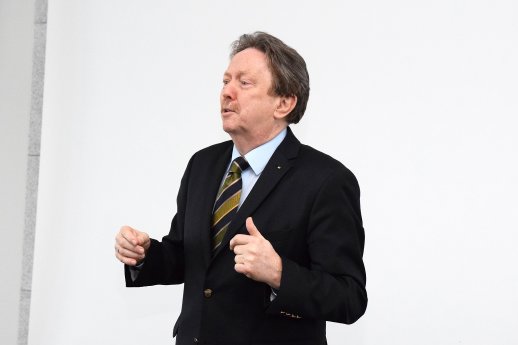 MiH-Symposium_2.JPG