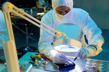 Labworker