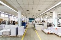 In der Druckerei können im Offsetdruck, im Digitaldruck und in der Werbetechnik Millionen von Produktvarianten hergestellt werden / Quelle: Daniel Isbrecht, LASERLINE