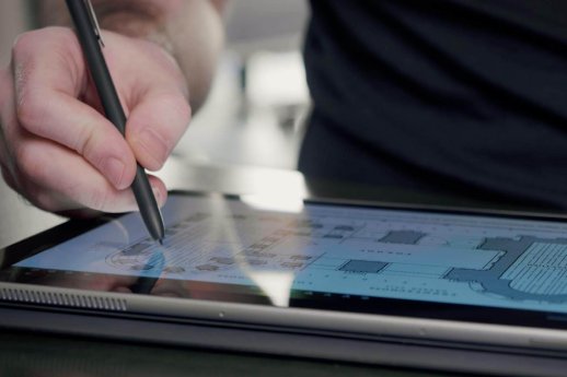 compass-digital-living-heritage-mentors_tablet_Dassault Systèmes.jpg
