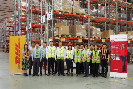 Leuze electronic eröffnet neues Logistikzentrum in Singapur