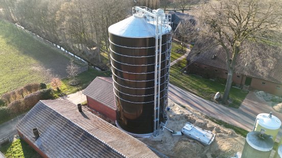 Henze-Harvestor-Hochsilo.jpg