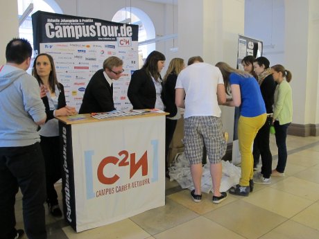 32 Foto CampusTour.JPG