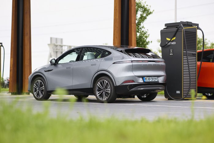 590054-XPENG G6_60A2342-a7e0ae-original-1747144615.jpg