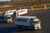 Neun Renault Premium 430 Optifuel standen in Sevilla für die Teilnehmer der Optifuel Challenge 2012 bereit