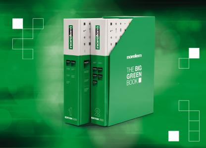 Zwei Bände, ein unentbehrliches Nachschlagewerk: Der norelem-Katalog THE BIG GREEN BOOK Edition 2020 ist umfassender und zugleich übersichtlicher denn je.