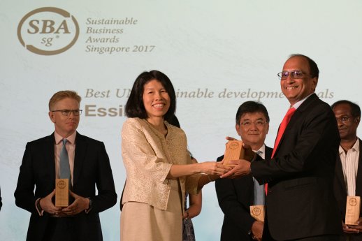 Essilor_Awarded_Sustainable_Business_Award_Singapore_2017_Jayanth_Bhuvaraghan_Chief_Mission.jpg