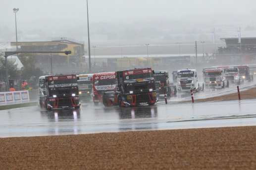 Renault_Trucks_le_mans_2012_3.jpg