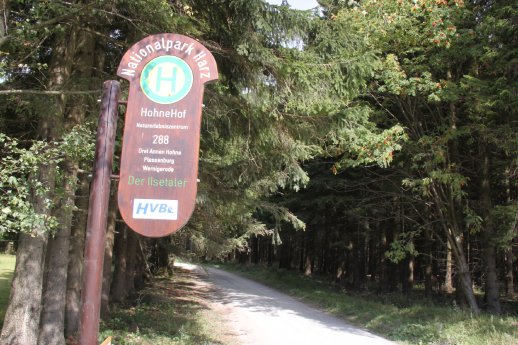 Abb. 8b Haltestelle HohneHof Nationalpark.jpg