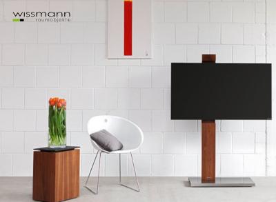 Ein Stück Natur im Wohnzimmer – TV Ständer mit Holzgestell, BTS