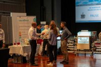 Die begleitende Ausstellung ermöglicht die direkte Information über neue Produkte und Entwicklung und Networking.