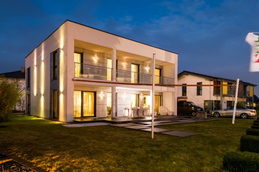 Beleuchtung bei Nacht.JPG