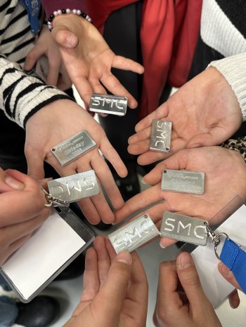 girls-day-2026_metallpragung.jpg