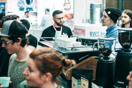 Hamburgs erstes Coffee Festival verspricht ein Eldorado für Kaffeeprofis und -liebhaber zu werden. / Foto: neun a ohg/Sinan Muslu