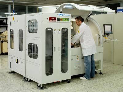 Burn-in loader for fully automated service