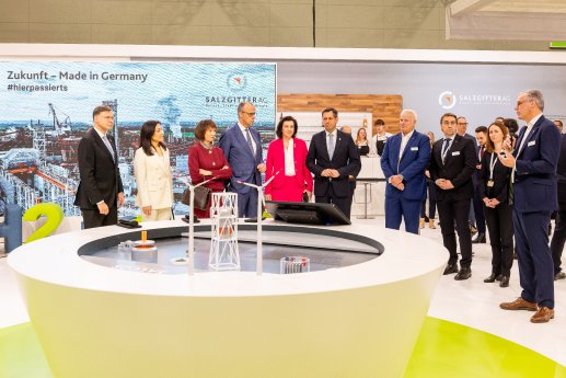 Bild 1_SZAG_Kanzlerrundgang Hannover Messe 2026.jpg