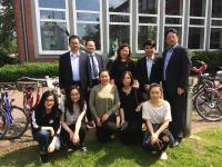 Die Delegationsmitglieder aus Shanghai trafen sich mit den ECNU-Studierenden, die ein Austauschjahr an der Hochschule Bremen verbringen