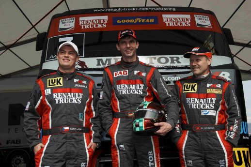 Renault Trucks Racing 2011 Bild 2.jpg