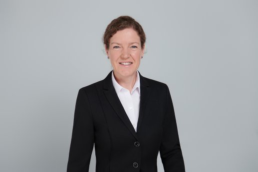 Black blazer.jpg