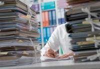 Der administrative Aufwand für Anmeldung, Zulassung und die wiederkehrenden Meldungen wird für Betreiber von KWK-Anlagen immer umfangreicher.
(Quelle: AdobeStock; Copyright: Hasselblad H5D)