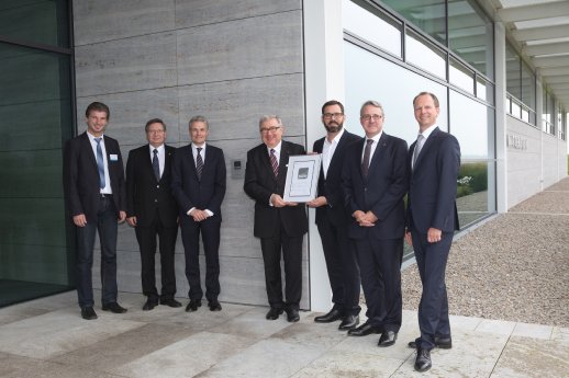 WITTENSTEIN_Innovationsfabrik-DGNB-Zertifizierung_28_10_2015.jpg