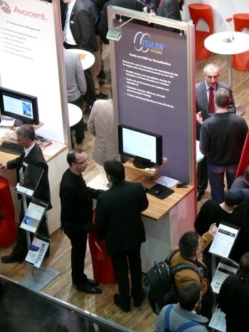 Isilon_Vertragszeichnung_CeBIT_2009.jpg