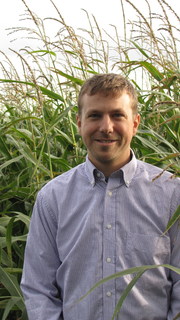 Agraringenieur Felix Kleinschmidt ist als neuer Regionenleiter der FarmSaat GmbH für die persönliche Beratung der Landwirte in Brandenburg und Sachsen zuständig.