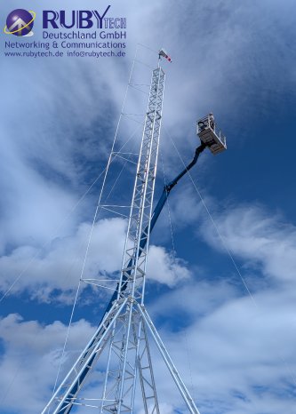 3_15m Mast Installatio_3.png