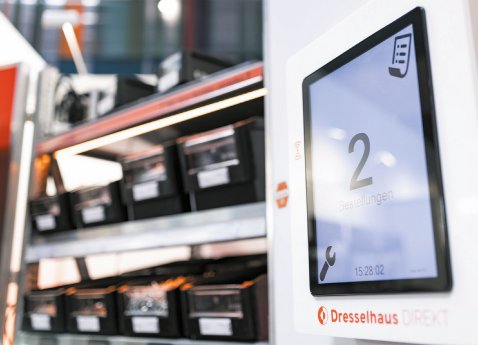 Dresselhaus-DIREKTsteuerung-10%22-rgb-web.jpg